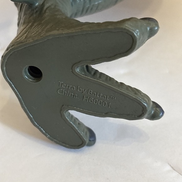 Terra by Battat Green Tyrannosaurus Rex Dinosaur 11" Light &‎ Sound Figure - Picture 6 of 8